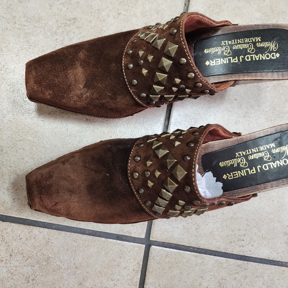 Donald Pliner Studded Suede Clog size 6 - Picture 2 of 13